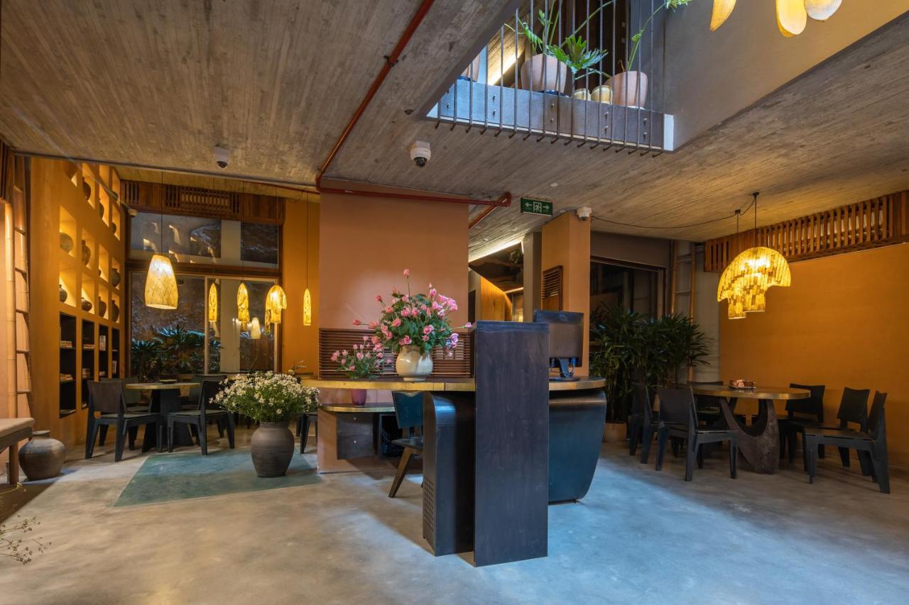 ホテル Concon House ハノイ市 エクステリア 写真