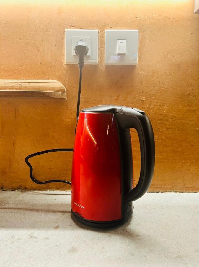 ホテル Concon House ハノイ市 エクステリア 写真
